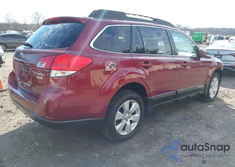 2011 Subaru Outback 2.5I Premium z USA, uszkodzony, nr VIN 4S4BRBCC4B3322556